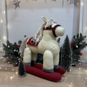 Home cavalinho em feltro